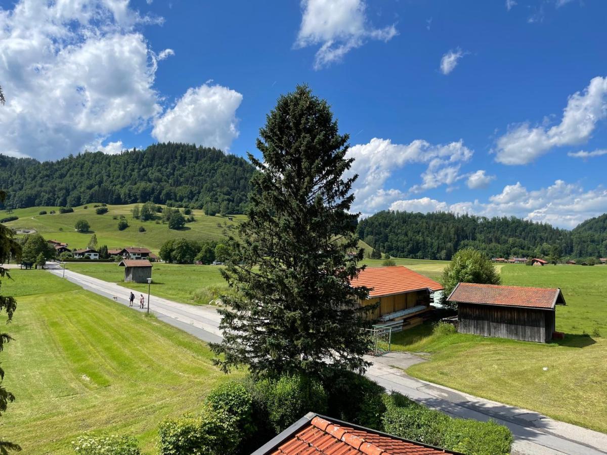 Geraeumiges Domizil Mit Bergblick Und Sauna Oberwössen Esterno foto